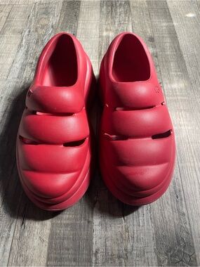 UGG Red Foam Water Slip-On Shoes